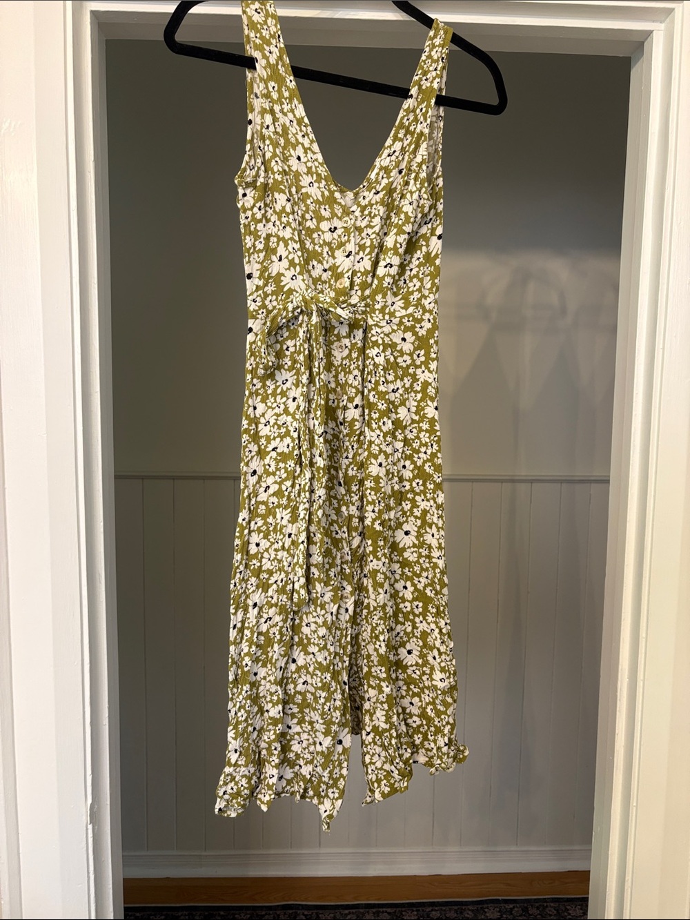 Cupshe Olive Green Floral Midi Dress with Tie-Waist